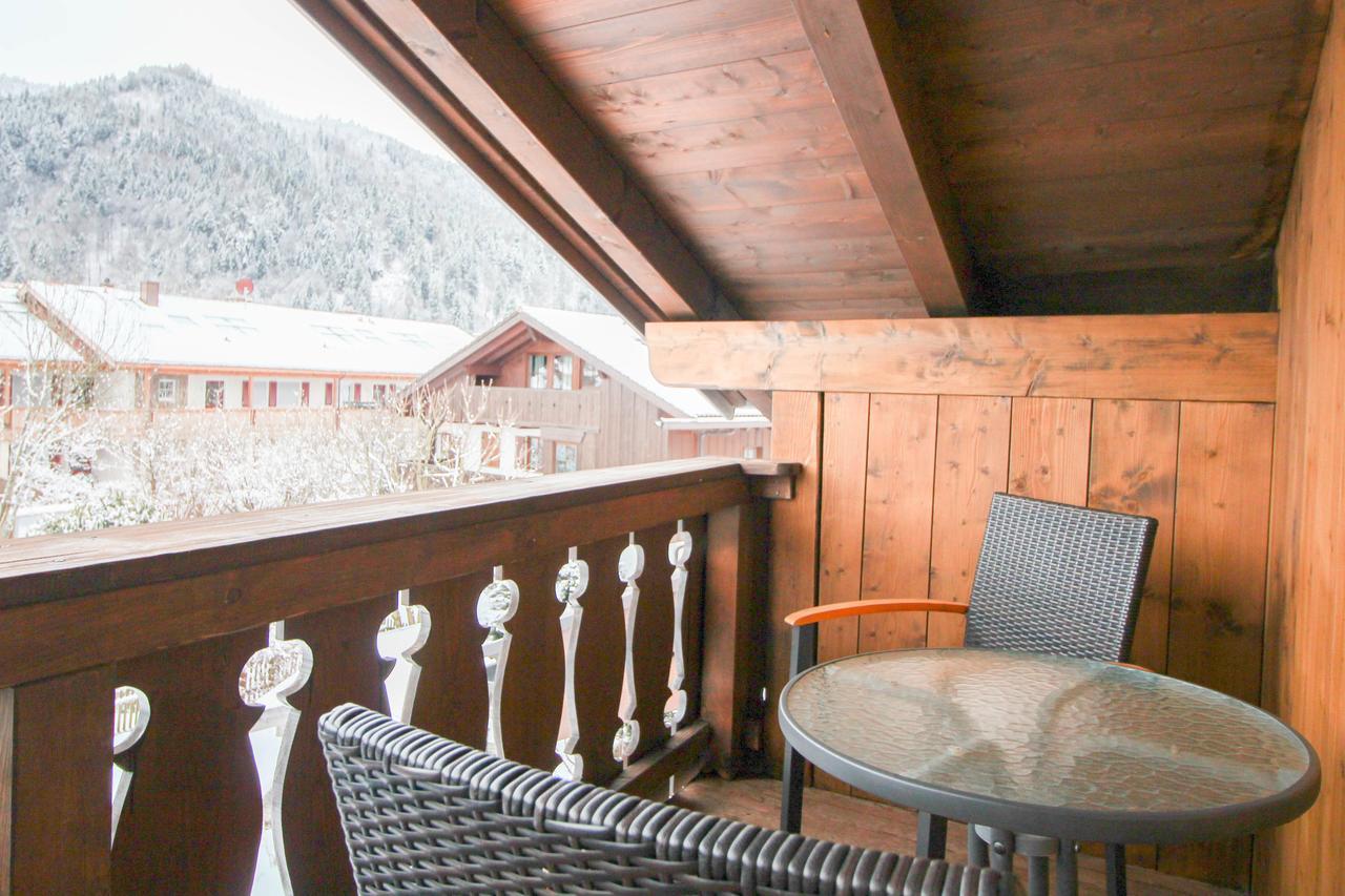 Apartments- Und Ferienhaus Anton Garmisch-Partenkirchen Exterior foto